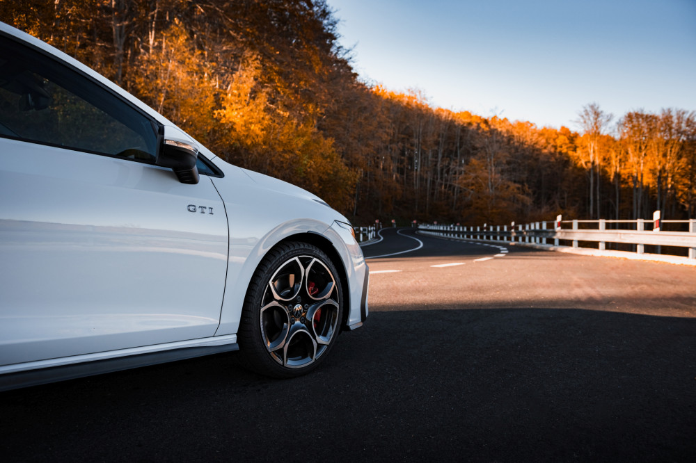 Volkswagen Golf GTI 2024